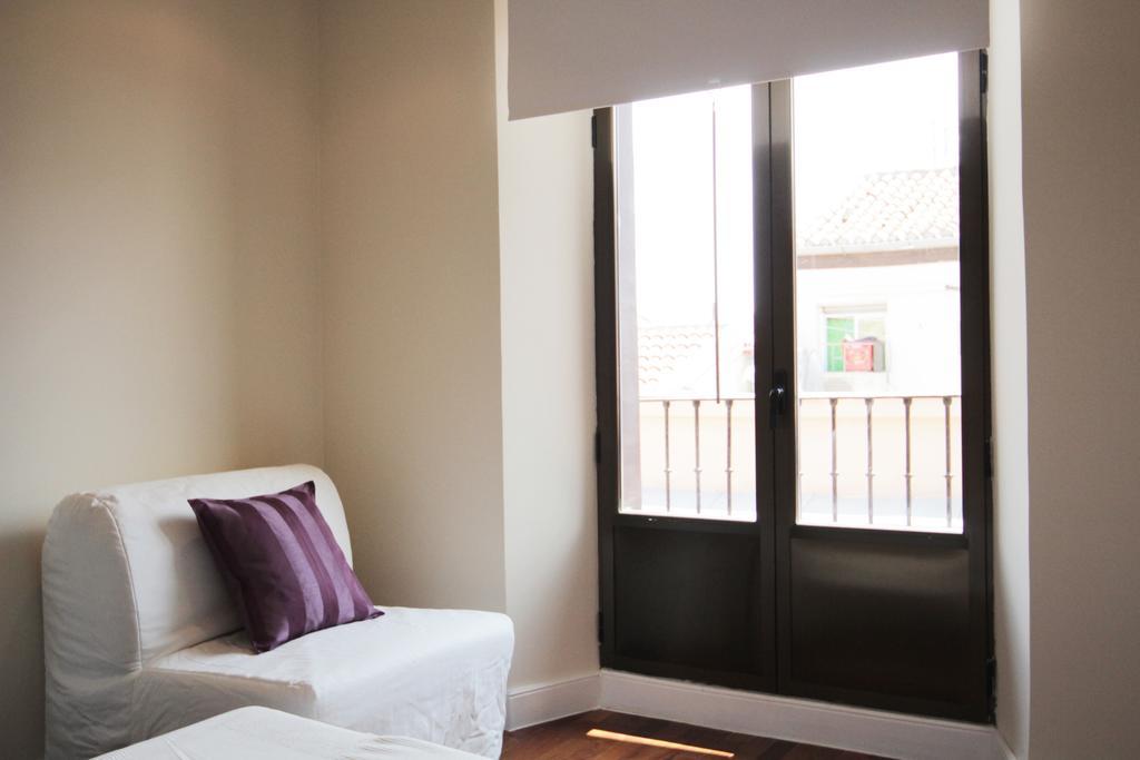 Olmorooms Madrid Room photo